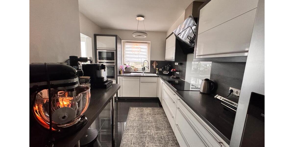 Reihenhaus Lüdenscheid Staberg - 5 Zimmer, 130 m&sup2;, 1.800&euro; | Angebot:25563053