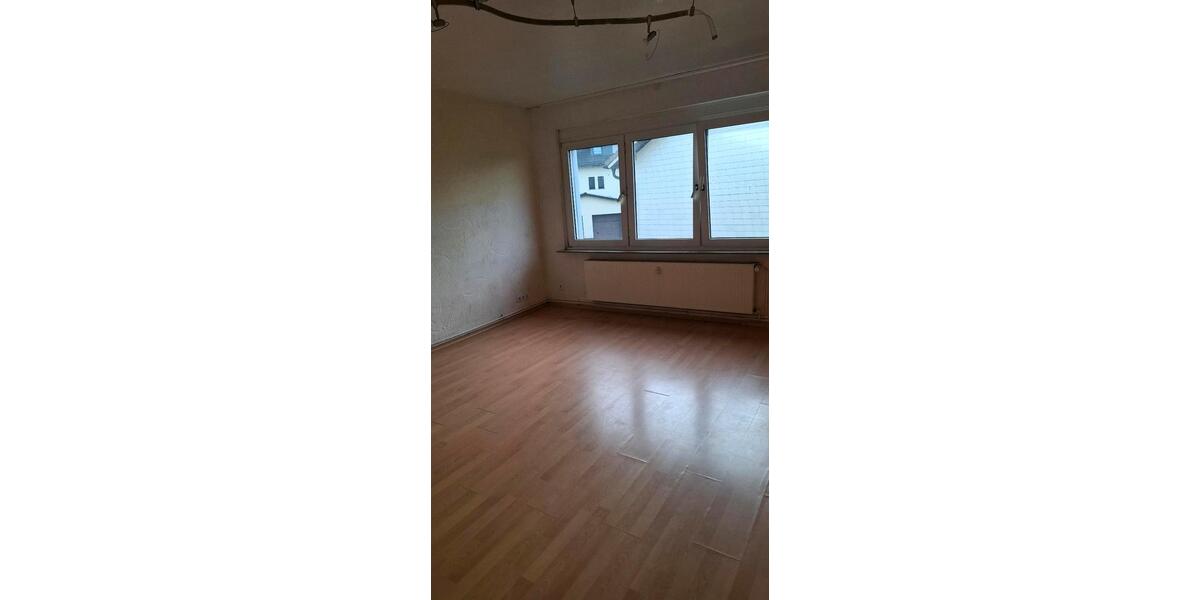Etagenwohnung Olpe - 3 Zimmer, 85 m&sup2;, 850&euro; | Angebot:24541962