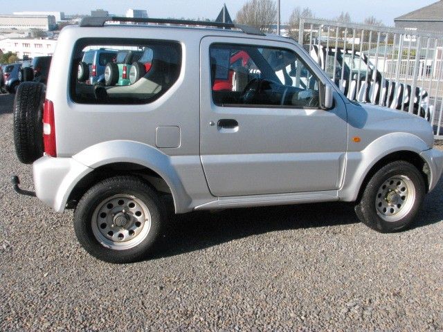 Suzuki Jimny 106.000 km 6.999 &euro; Radevormwald 42477