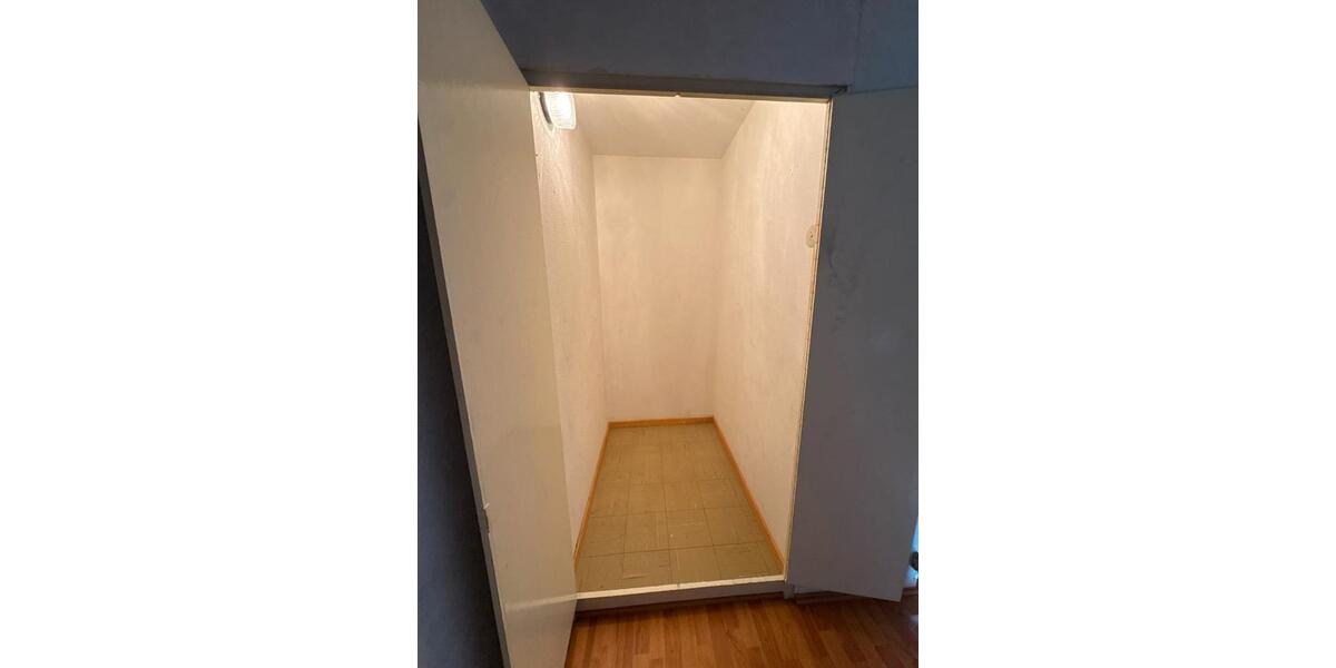 Etagenwohnung Nümbrecht - 1 Zimmer, 38 m&sup2;, 299&euro; | Angebot:27577485