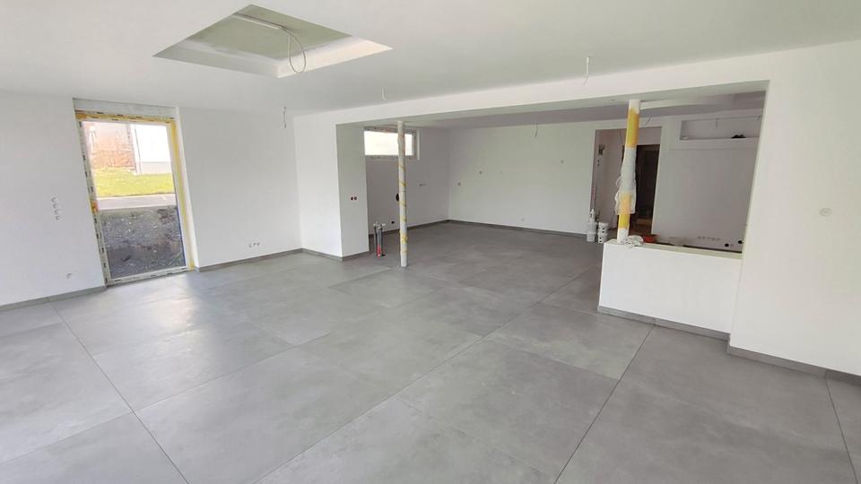 Einfamilienhaus Bergneustadt - 7 Zimmer, 220 m&sup2;, 609.000&euro; | Angebot:27197820