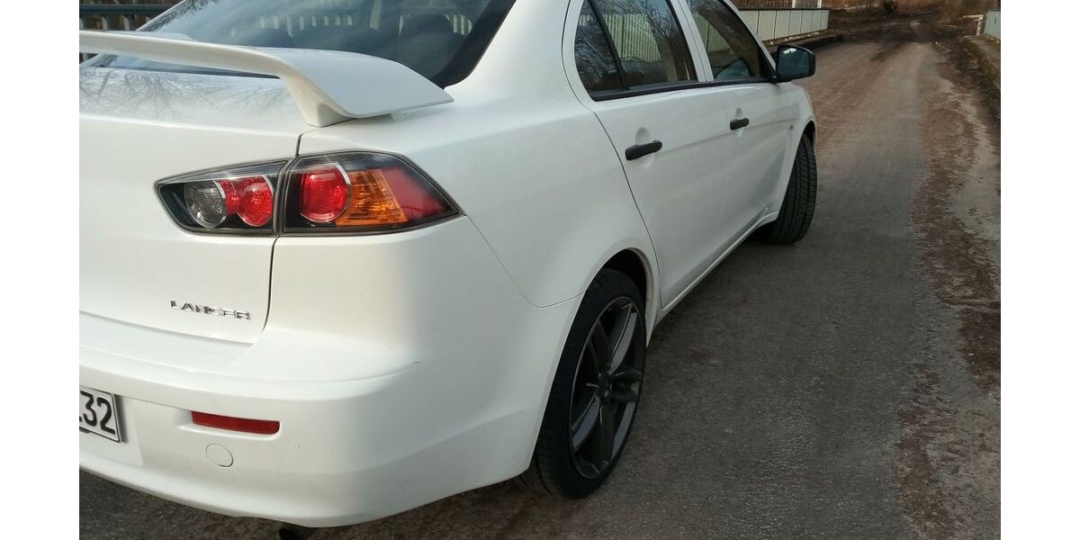 Mitsubishi Lancer 108.000 km 8.300 &euro; Wiehl 51674