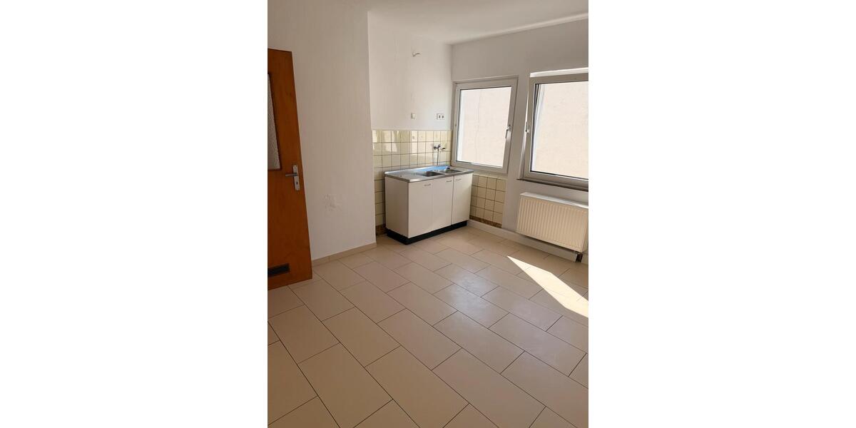 Dachgeschoßwohnung Gummersbach Berstig Süd - 3 Zimmer, 84 m&sup2;, 625&euro; | Angebot:27568626