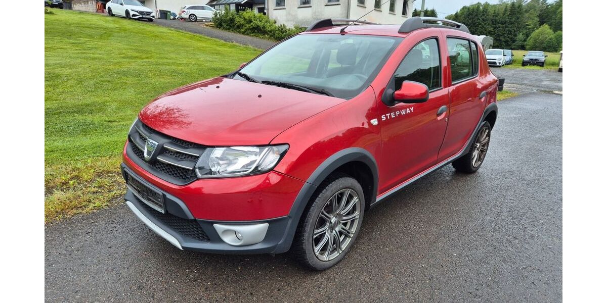 Dacia Sandero 118.500 km 4.499 &euro; Reichshof-Heidberg 51580
