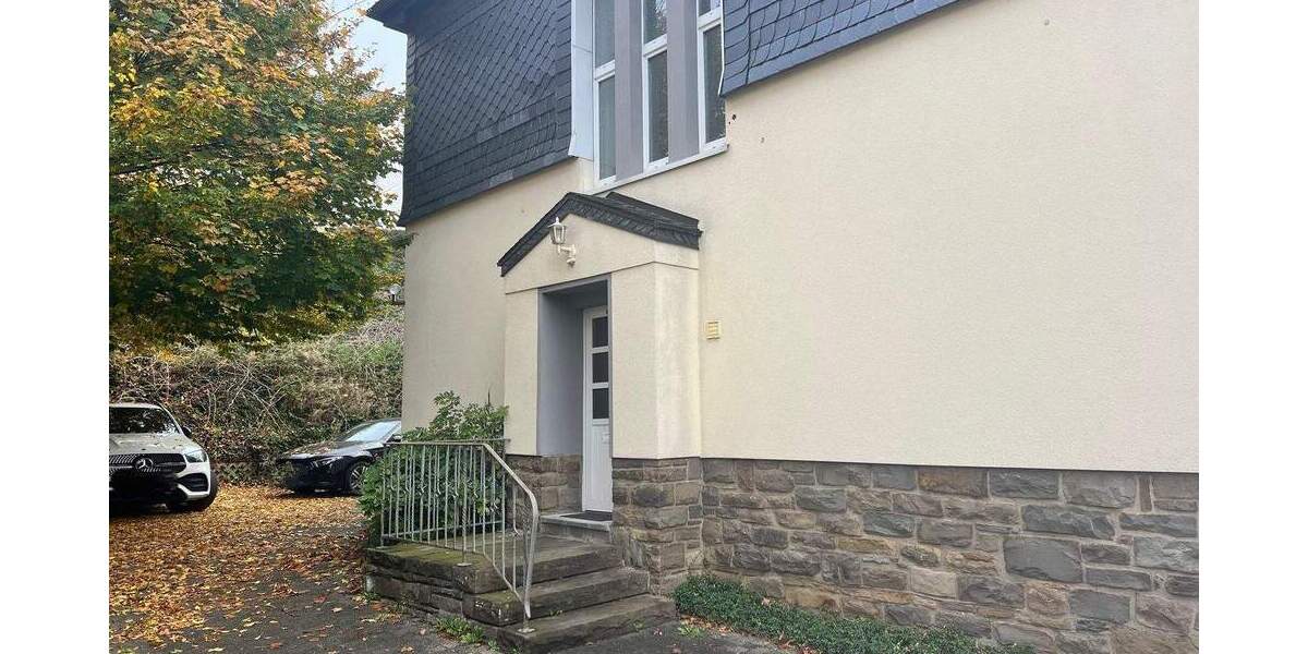 Gewerbeobjekt Engelskirchen - 4 Zimmer, 103 m&sup2;, 775&euro; | Angebot:26702702