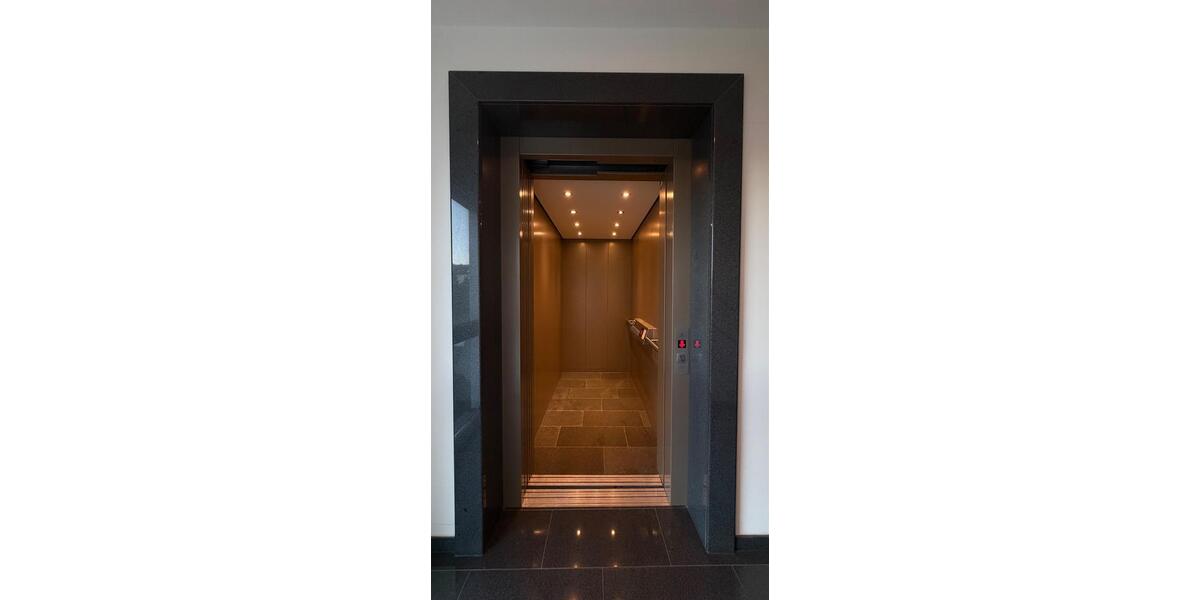 Dachgeschoßwohnung Kierspe - 4 Zimmer, 120 m&sup2;, 289.000&euro; | Angebot:27499334