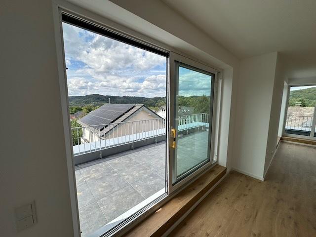 Einfamilienhaus Eitorf - 4.5 Zimmer, 210 m&sup2;, 2.700&euro; | Angebot:27596313