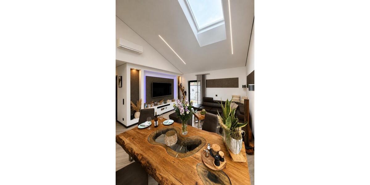 Einfamilienhaus Nümbrecht - 12 Zimmer, 250 m&sup2;, 735.000&euro; | Angebot:27245540