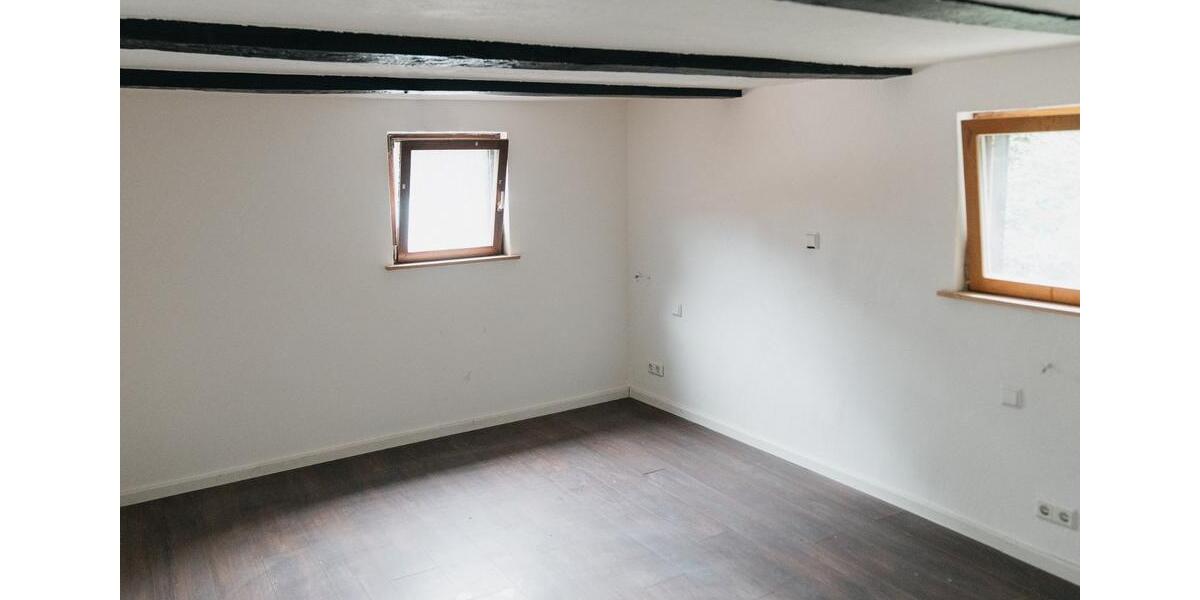 Mehrfamilienhaus, Wohnhaus Waldbröl - 145.000&euro; | Angebot:25932240