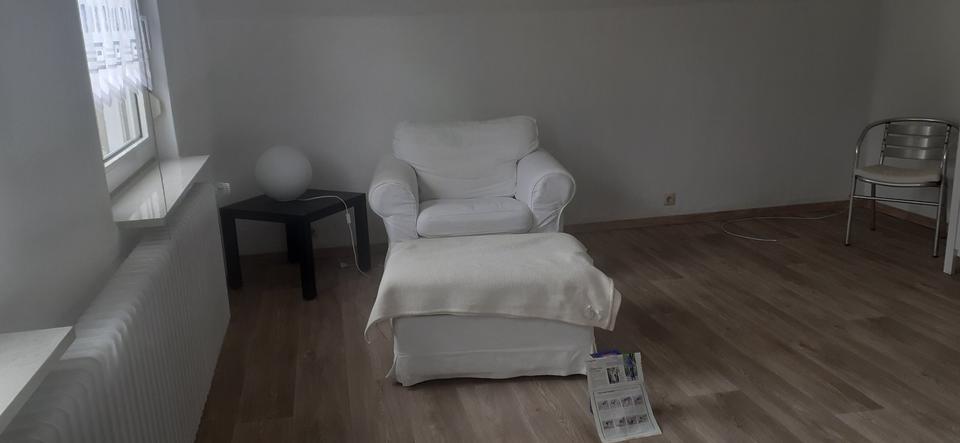 Dachgeschoßwohnung Waldbröl - 2 Zimmer, 51 m&sup2;, 425&euro; | Angebot:27578019