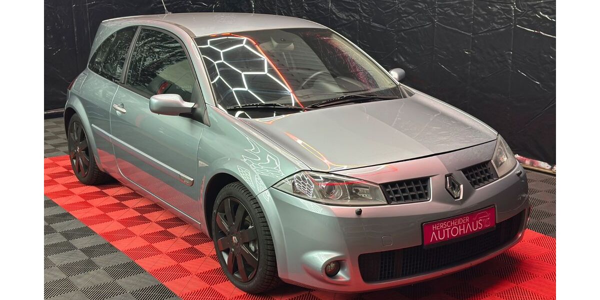 Renault Megane 123.000 km 9.900 &euro; Herscheid 58849