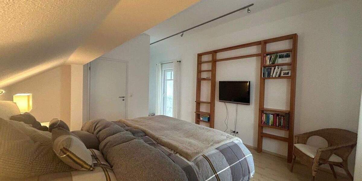 Einfamilienhaus Wiehl - 9 Zimmer, 250 m&sup2;, 679.000&euro; | Angebot:25654227