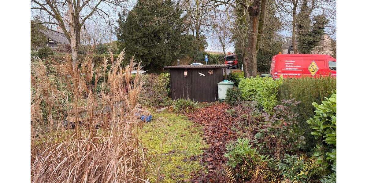 Mehrfamilienhaus, Wohnhaus Windeck Herchen - 8 Zimmer, 207 m&sup2;, 265.000&euro; | Angebot:25733987