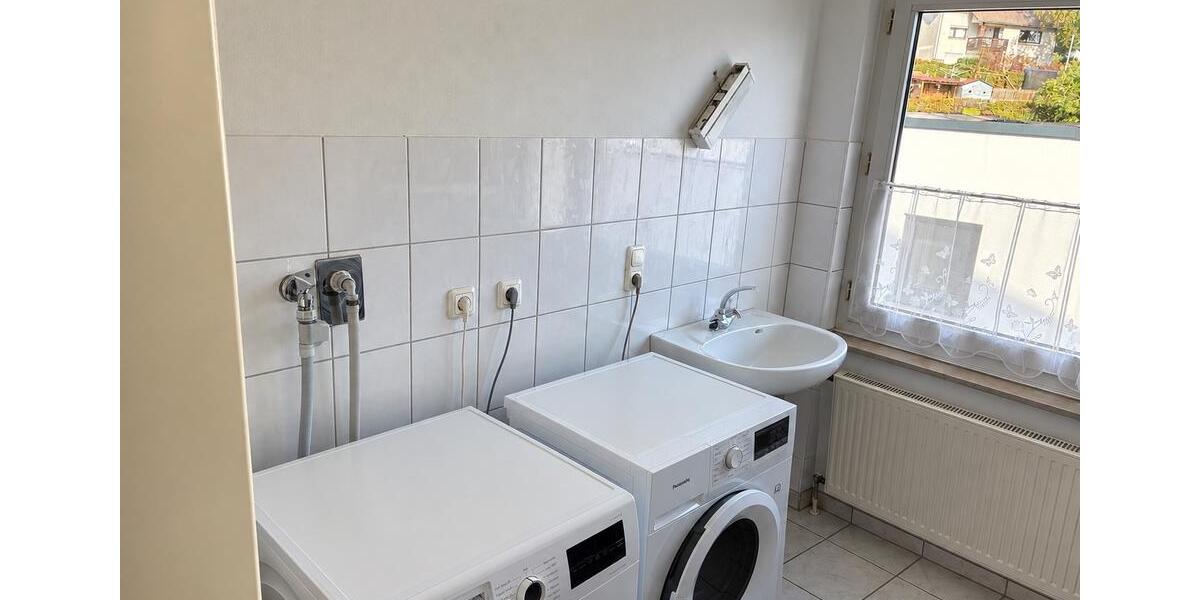 Erdgeschoßwohnung Wenden - 2 Zimmer, 92 m&sup2;, 1.070&euro; | Angebot:27619602