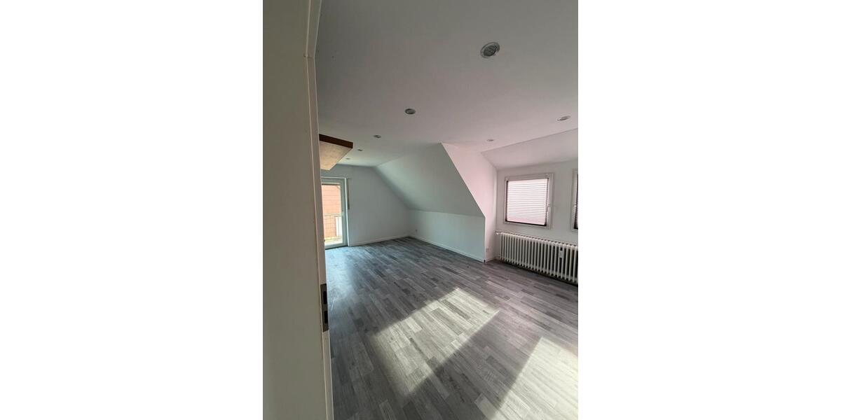 Dachgeschoßwohnung Kierspe - 3 Zimmer, 61 m&sup2;, 632&euro; | Angebot:27581490