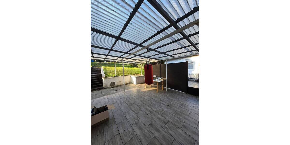 Doppelhaushälfte Ruppichteroth - 6 Zimmer, 124 m&sup2;, 270.000&euro; | Angebot:25928933