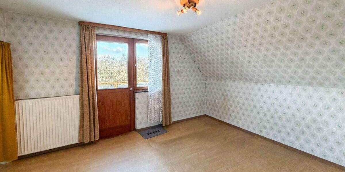 Einfamilienhaus Wissen - 5 Zimmer, 130 m&sup2;, 195.000&euro; | Angebot:25691929