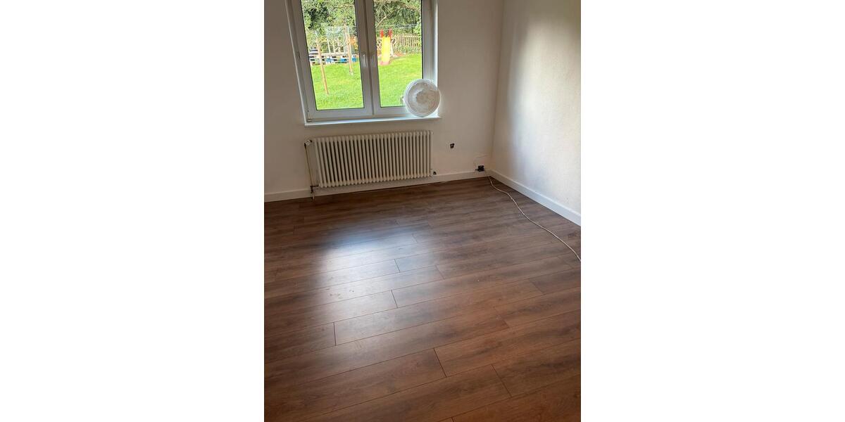Erdgeschoßwohnung Lüdenscheid Staberg - 3 Zimmer, 100 m&sup2;, 680&euro; | Angebot:27577021