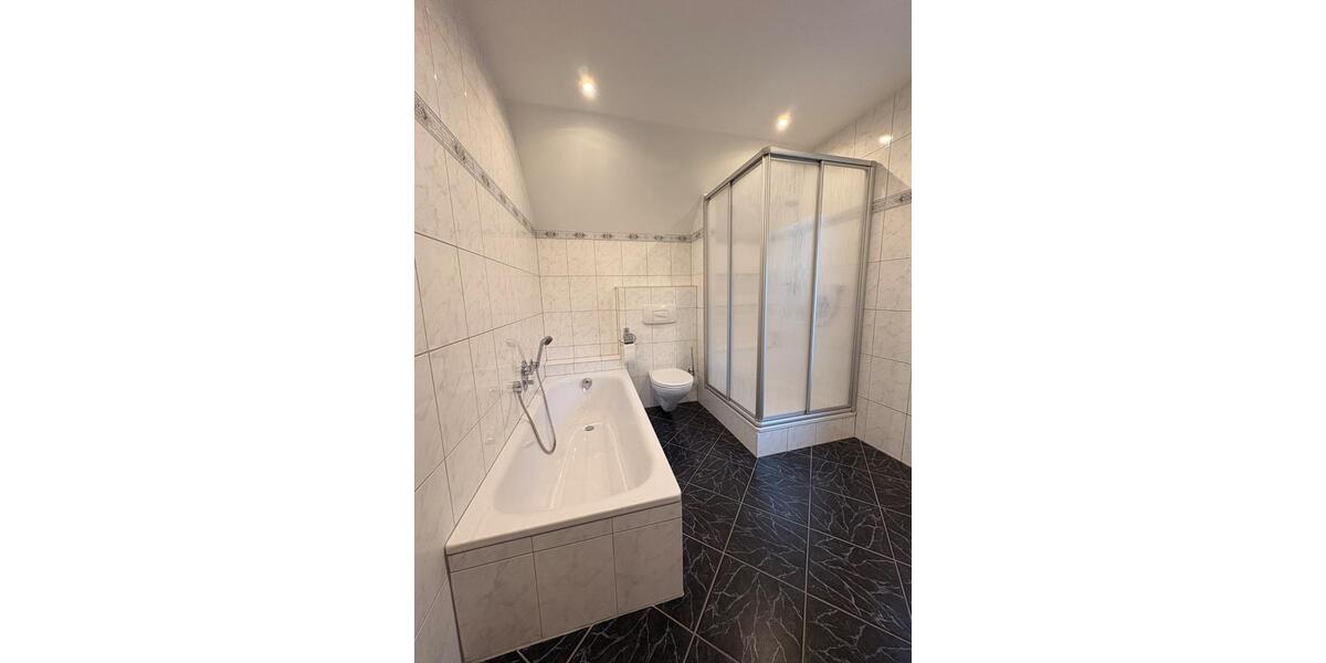 Einfamilienhaus Bergneustadt - 5 Zimmer, 113 m&sup2;, 399.000&euro; | Angebot:26949679