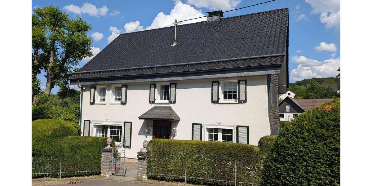 Einfamilienhaus Reichshof - 6 Zimmer, 181 m&sup2;, 229.000&euro; | Angebot:27293150