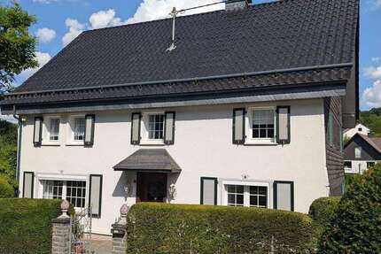 Haus Reichshof - 6 Zimmer, 181 m&sup2;, 229.000&euro; | Angebot:27293150
