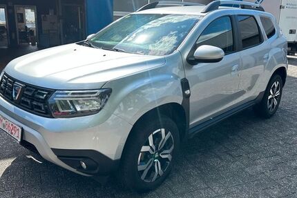 Dacia Duster 76.000 km 14.900 &euro; Gummersbach 51645