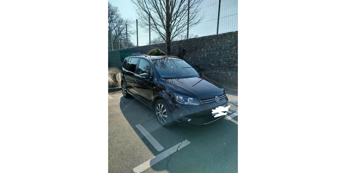 VW Touran 185.000 km 8.000 &euro; Bergneustadt 51702