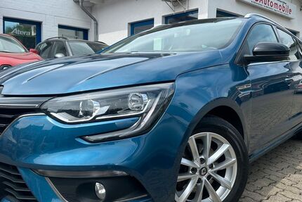 Renault Megane 127.000 km 9.499 &euro; Gummersbach (Zwischen Toom Markt und ATU) 51645