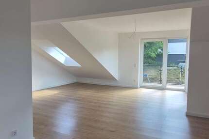 Wohnung Waldbröl Romberg - 2 Zimmer, 70 m&sup2;, 780&euro; | Angebot:27087530