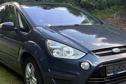 Ford S-Max 356.200 km 3.700 &euro; Wissen 57537