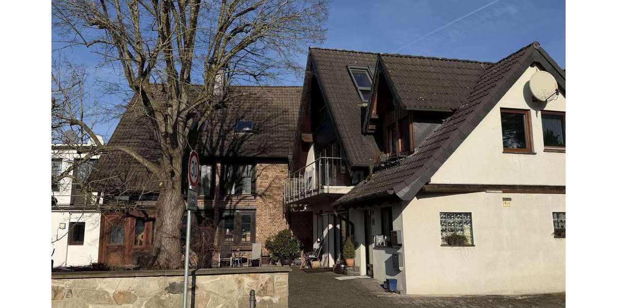 Einfamilienhaus Overath - 7 Zimmer, 256 m&sup2;, 690.000&euro; | Angebot:25159218