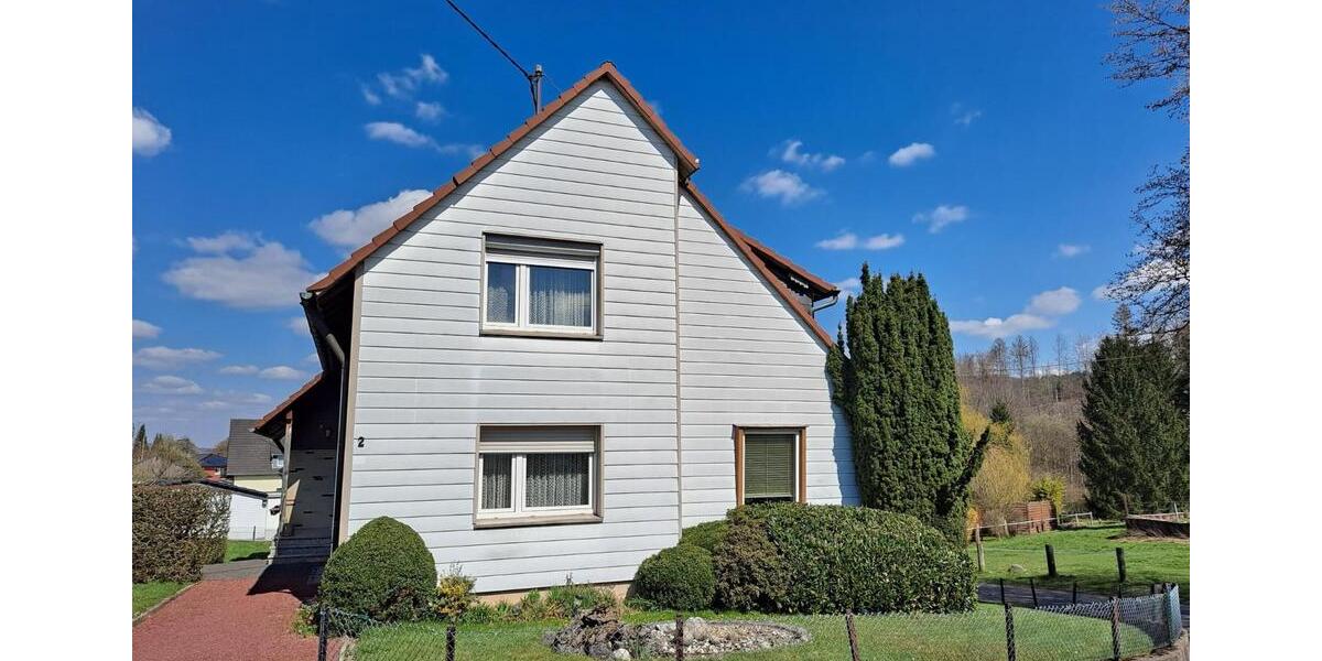 Einfamilienhaus Wiehl - 7 Zimmer, 167 m&sup2;, 325.000&euro; | Angebot:25591839