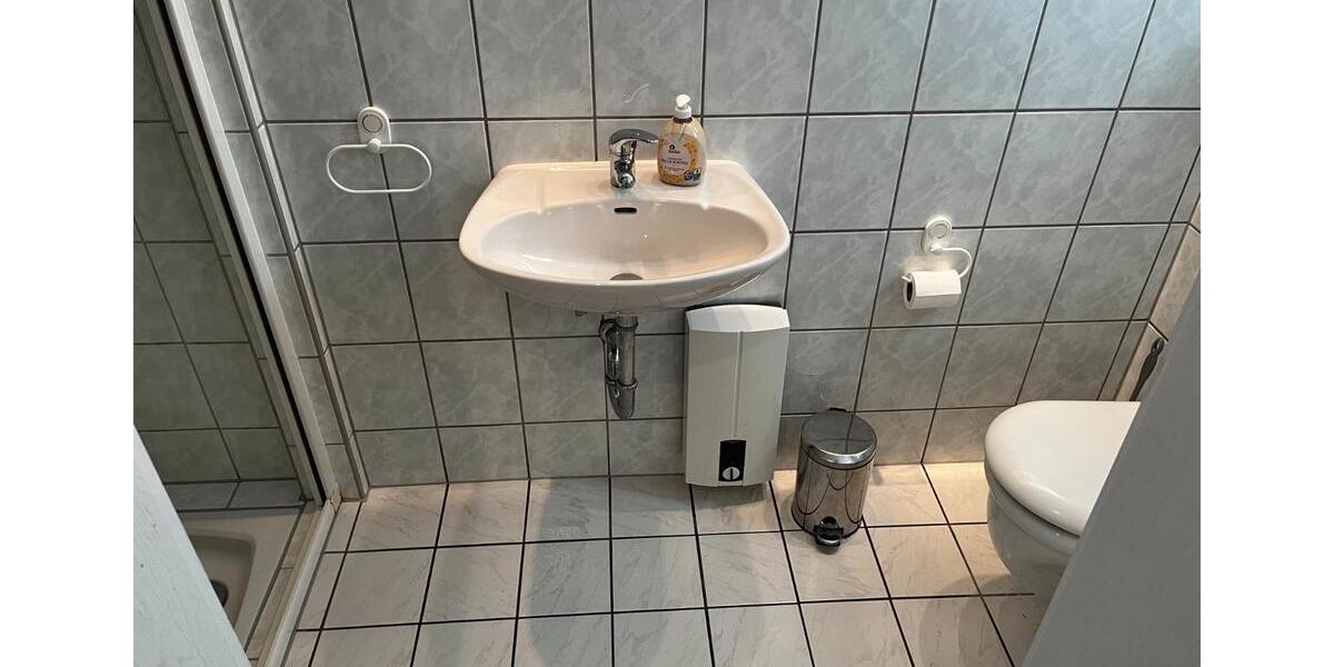 Erdgeschoßwohnung Bergneustadt - 2 Zimmer, 45 m&sup2;, 430&euro; | Angebot:25986199