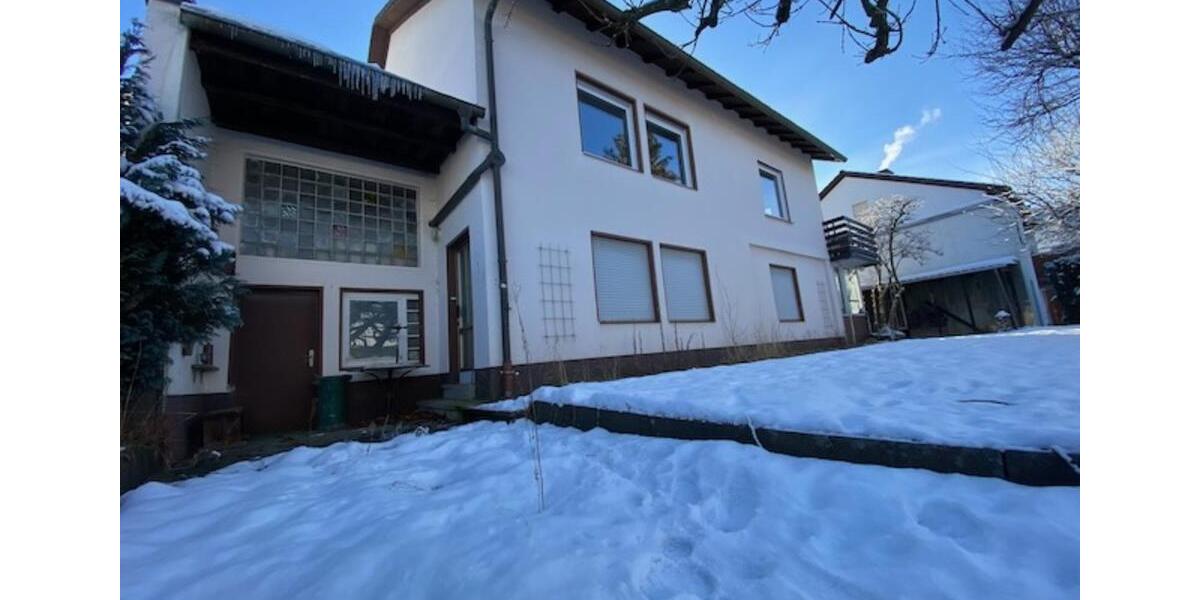 Einfamilienhaus Olpe - 7 Zimmer, 215 m&sup2;, 495.000&euro; | Angebot:25804105