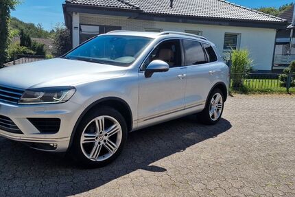 VW Touareg 152.000 km 22.250 &euro; Hückeswagen 42499