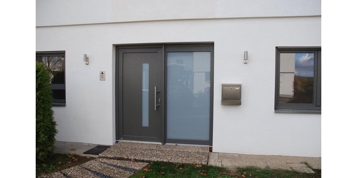 Erdgeschoßwohnung Much - 2.5 Zimmer, 92 m&sup2;, 800&euro; | Angebot:27611992