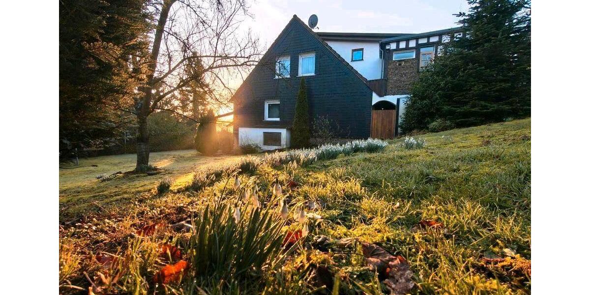 Einfamilienhaus Morsbach - 7 Zimmer, 206 m&sup2;, 348.000&euro; | Angebot:26122100