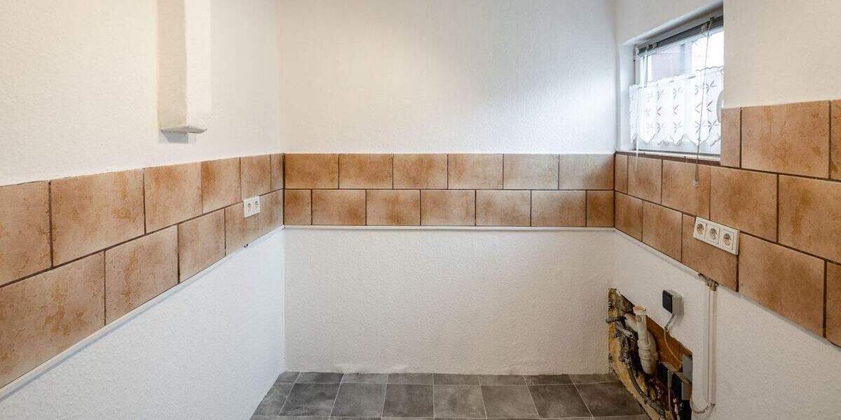 Bungalow Neunkirchen-Seelscheid Hasenbach - 2 Zimmer, 48 m&sup2;, 195.000&euro; | Angebot:25694609