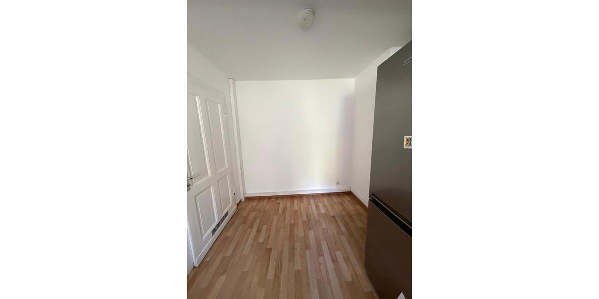 Dachgeschoßwohnung Gummersbach Berstig Süd - 3 Zimmer, 70 m&sup2;, 530&euro; | Angebot:26476694
