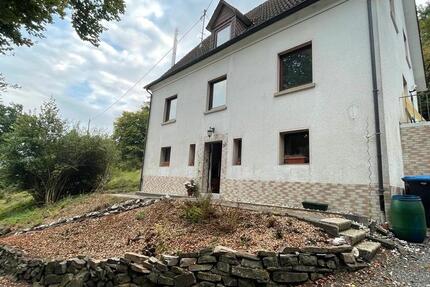 Haus Freudenberg - 6 Zimmer, 145 m&sup2;, 160.000&euro; | Angebot:26762085
