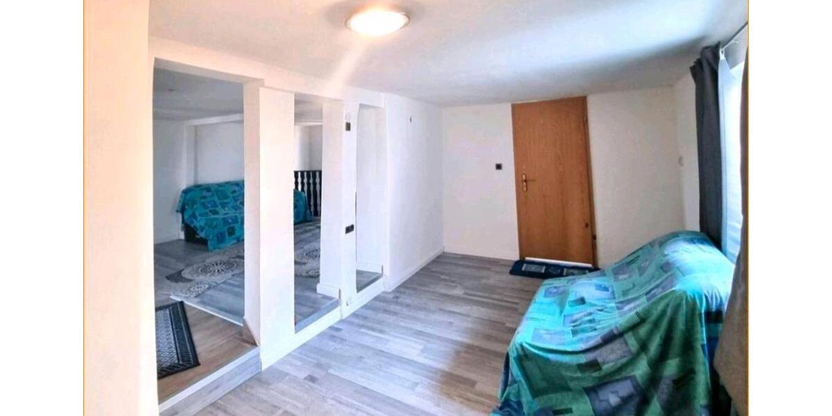 Reihenhaus Wiehl - 6 Zimmer, 150 m&sup2;, 140.000&euro; | Angebot:26889272