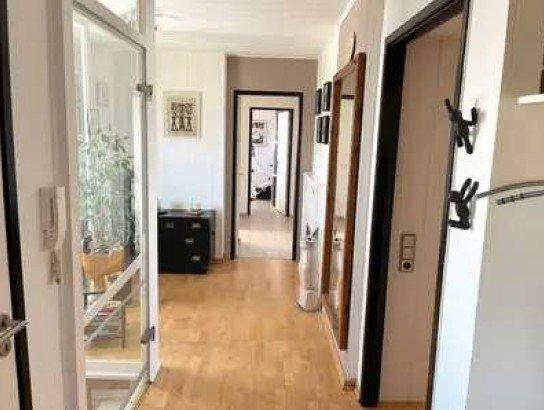 Einfamilienhaus Freudenberg - 7 Zimmer, 137 m&sup2;, 1.400&euro; | Angebot:27615046
