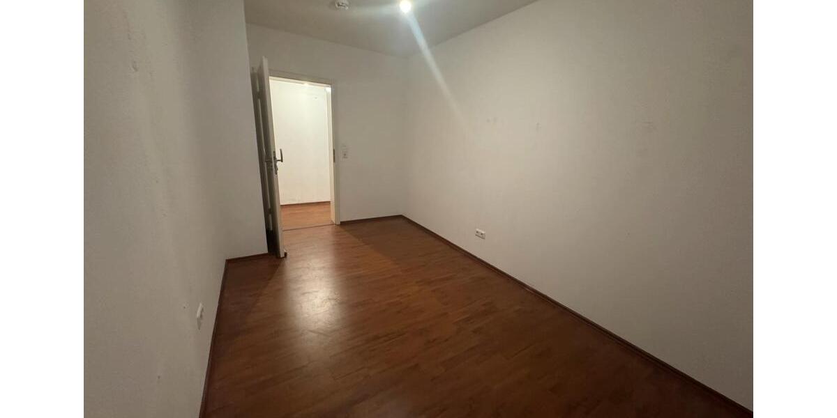 Etagenwohnung Radevormwald - 4 Zimmer, 76 m&sup2;, 570&euro; | Angebot:26119861