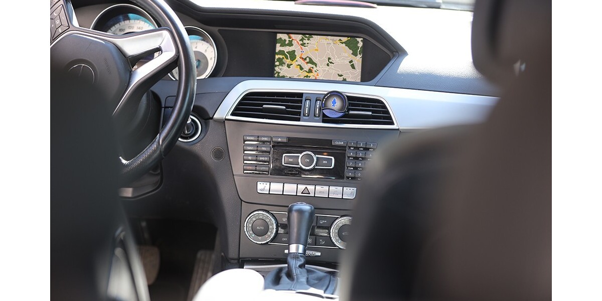 Mercedes-Benz C 180 244.428 km 4.900 &euro; Wiehl 51674