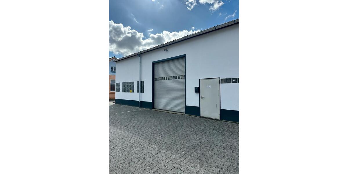 Gewerbeobjekt Gummersbach Berstig Süd - 1.000&euro; | Angebot:25956896