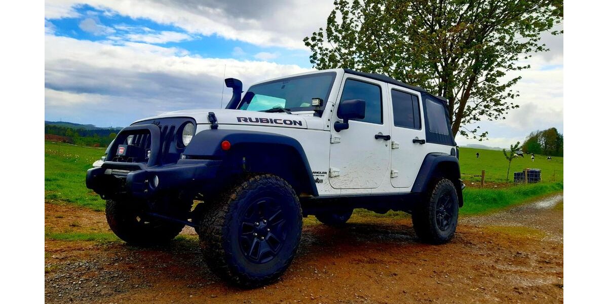 Jeep Wrangler 129.000 km 39.990 &euro; Much 53804