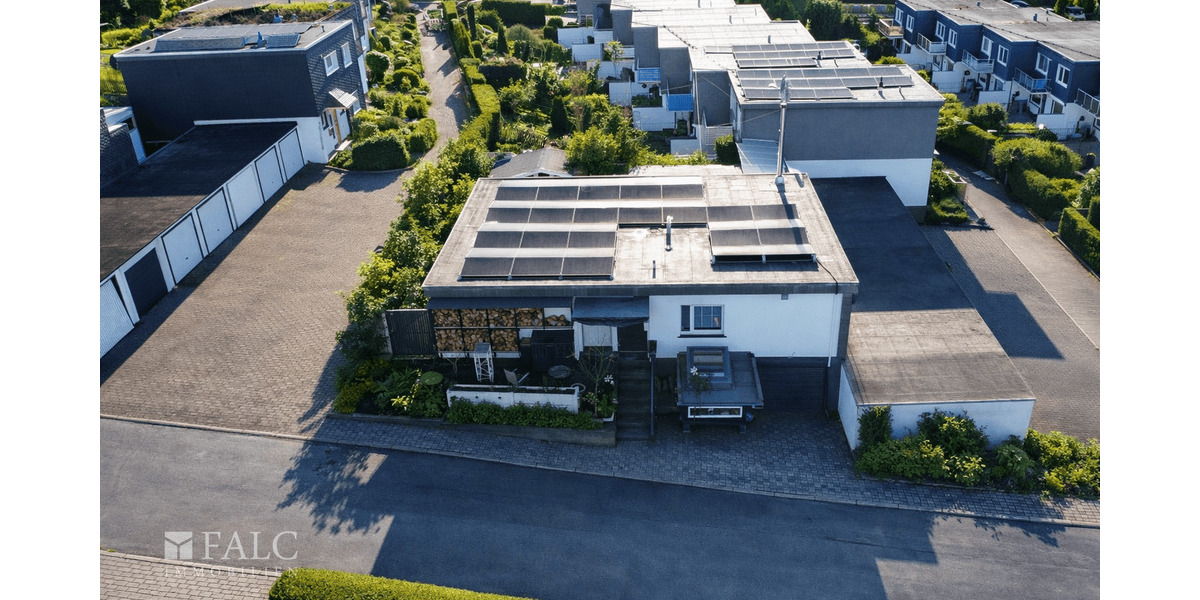 Bungalow Wermelskirchen - 4 Zimmer, 118 m&sup2;, 395.000&euro; | Angebot:25696532