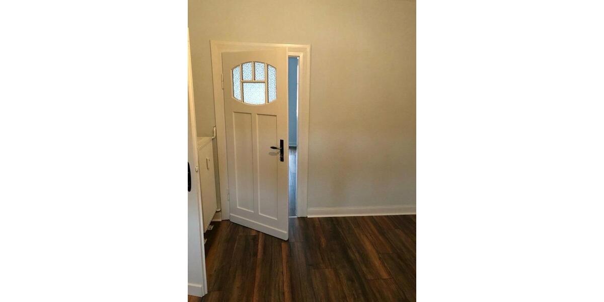 Dachgeschoßwohnung Overath - 4 Zimmer, 90 m&sup2;, 875&euro; | Angebot:25842768