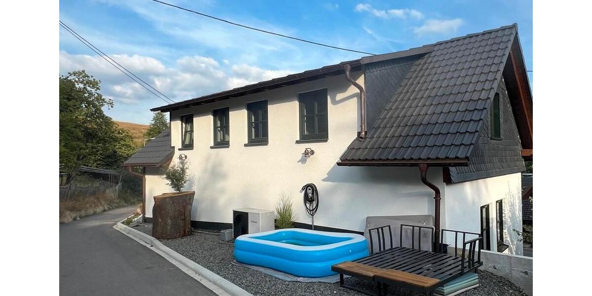 Einfamilienhaus Wiehl - 3 Zimmer, 110 m&sup2;, 1.750&euro; | Angebot:27615782
