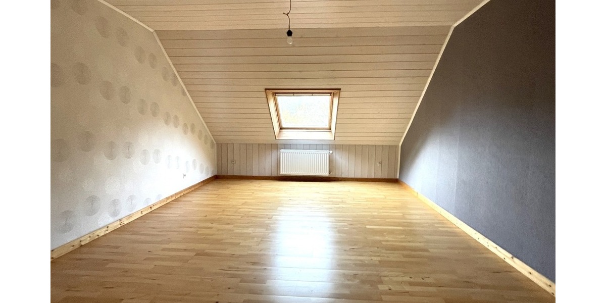 Eigenheim mit viel Wohnfläche für kreative Renovierer - Einfamilienhaus Windeck Schladern | Angebot:26030671